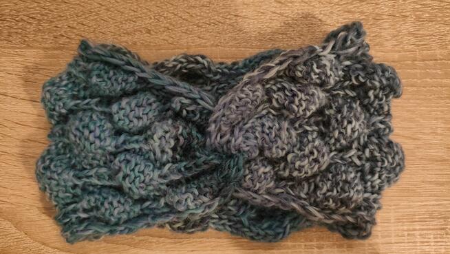 Opaska uniwersalna ręcznie robiona