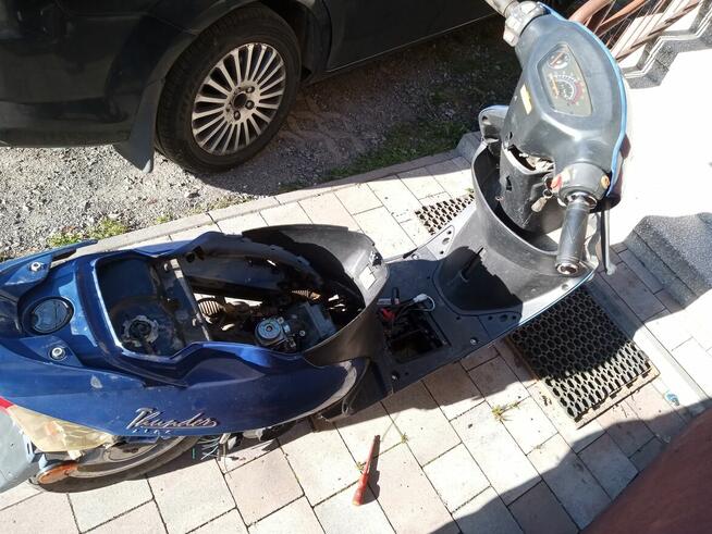 Sprzedam części do Chińskiego skuterka jak na zdjęciu cena z