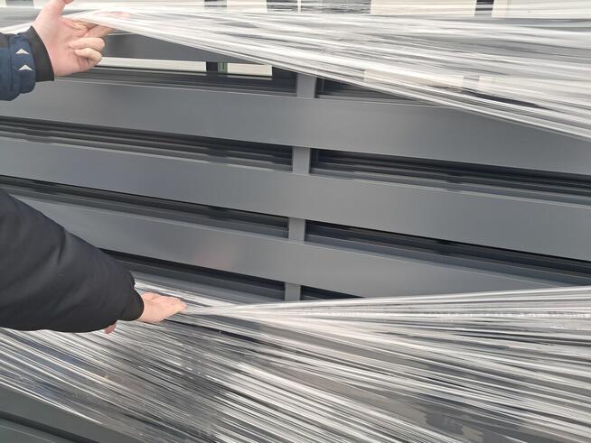 Gotowy zestaw ogrodzenia aluminiowego 24 przęsła, model NU