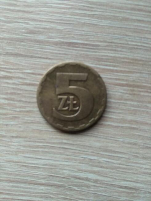 12. PRL 5 zł. z 1975 r. bez znaku menniczego