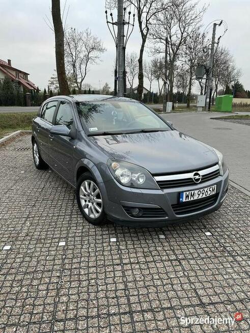 Opel Astra H*1.7*zadbana*do jazdy*klima*czujniki parkowania*