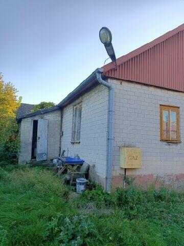 Sprzedam działkę z domem