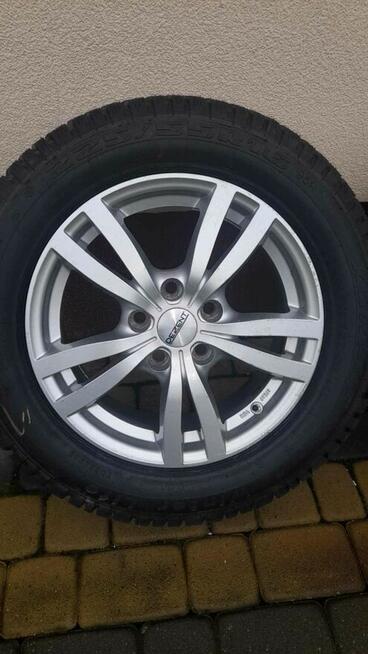 Sprzedam. Opony z. Felgami