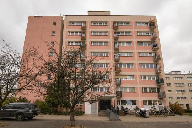 Dobra Lokalizacja | 2 Pokoje | Balkon | Piwnica