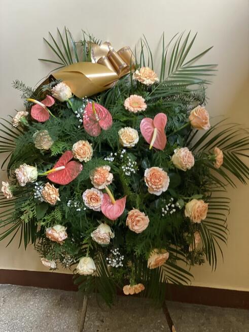 Wieńce i wiązanki pogrzebowe, stroiki na grób