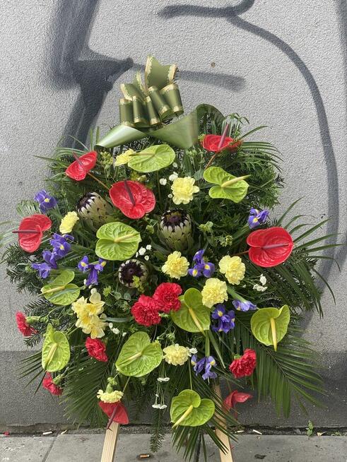 Wieńce i wiązanki pogrzebowe, stroiki na grób