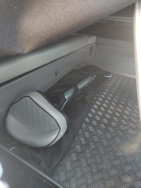 Łódź wędkarska VBOATS 46 Fish z silnikiem Honda BF50