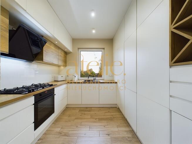 Bliźniak z pełnym wyposażeniem z garażem