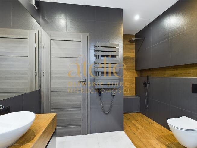 Bliźniak z pełnym wyposażeniem z garażem