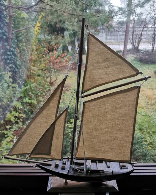 Drewniany Jacht łódź z żaglami ładna dekoracja do podmalunku