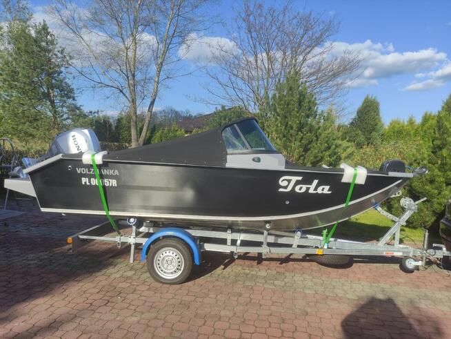 Łódź wędkarska VBOATS 46 Fish z silnikiem Honda BF50