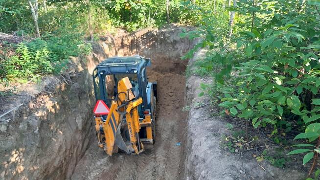 Koparko-ładowarka mała