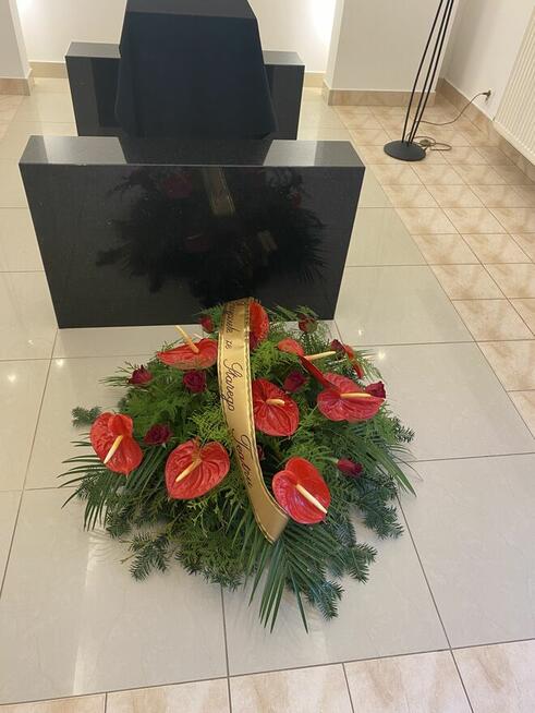 Wieńce i wiązanki pogrzebowe, stroiki na grób