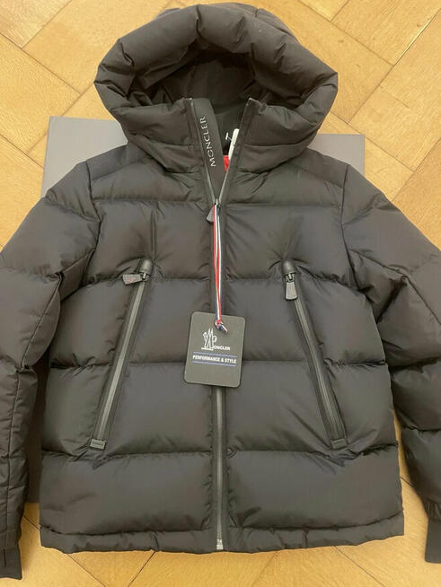Puchowa kurtka narciarska Moncler