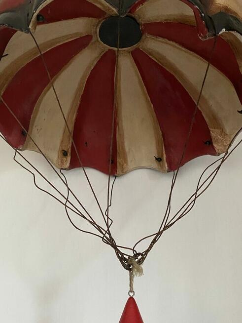 Sprzedam unikatowe zabawki - spadochron i balon z koszem