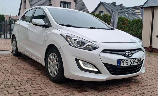 Hyundai i30 benzyna 5 drzwi niski przebieg