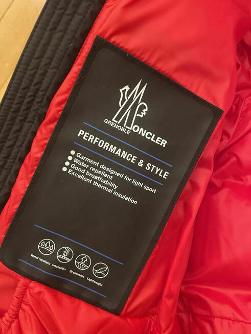 Puchowa kurtka narciarska Moncler