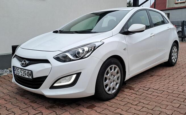 Hyundai i30 benzyna 5 drzwi niski przebieg