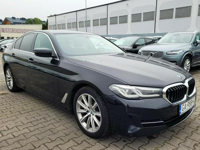 BMW 518