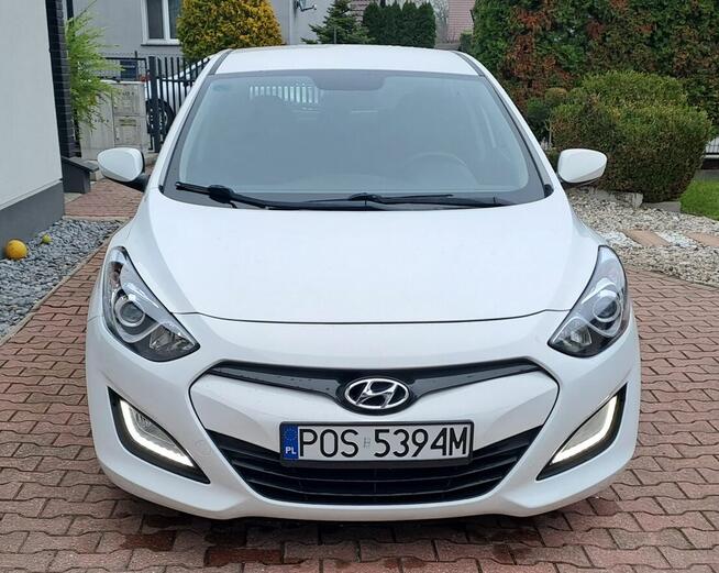 Hyundai i30 benzyna 5 drzwi niski przebieg