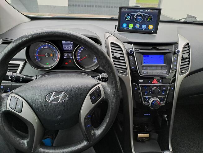 Hyundai i30 benzyna 5 drzwi niski przebieg