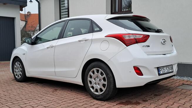 Hyundai i30 benzyna 5 drzwi niski przebieg