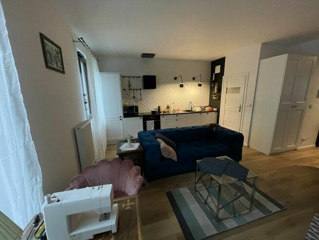 1/2 udziału w lokalu mieszkalnym - Warszawa, Teodorowicza