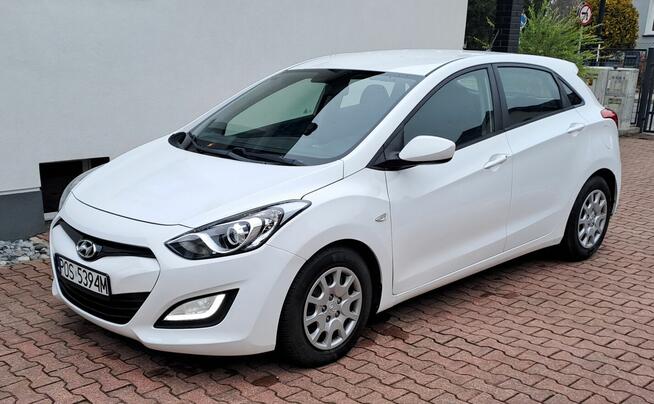 Hyundai i30 benzyna 5 drzwi niski przebieg
