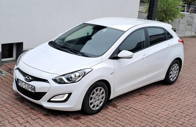 Hyundai i30 benzyna 5 drzwi niski przebieg