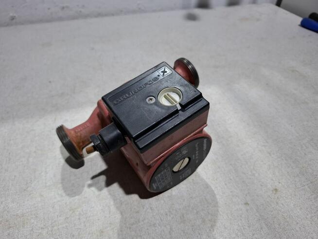 Pompa Grundfos UPS15-35x20 180 DELPHIS-THERM Super Selectric