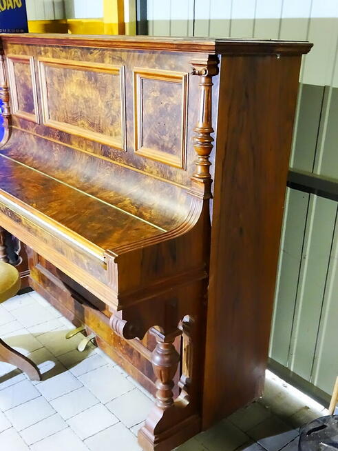 Pianino Höhne & Sell Berlin