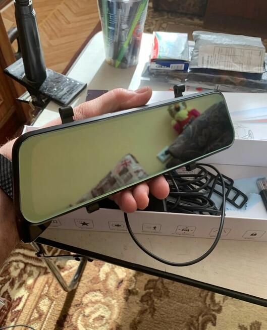 Kamera cofania + rejestrator w lusterku. Montaż