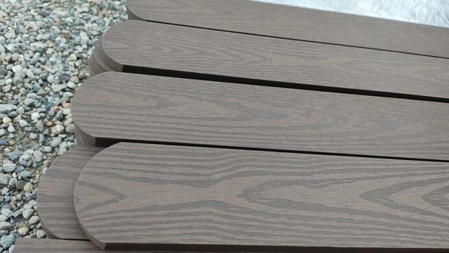 Sztachety ogrodzeniowe deski kompozytowe ogrodzenie decha