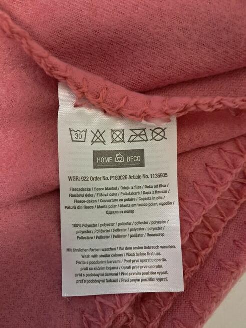 Koc ciemnoróżowy z polaru „Home Deco”, do sprzedania