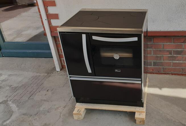 KUCHNIA NA DREWNO ROYAL 720 BRĄZ PRAWA