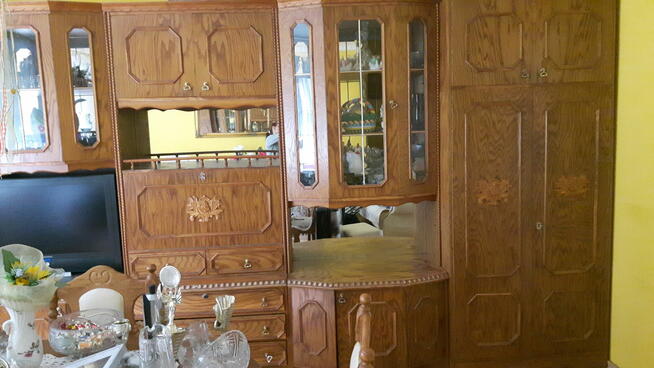 Segment 5 elementów PRL - meble