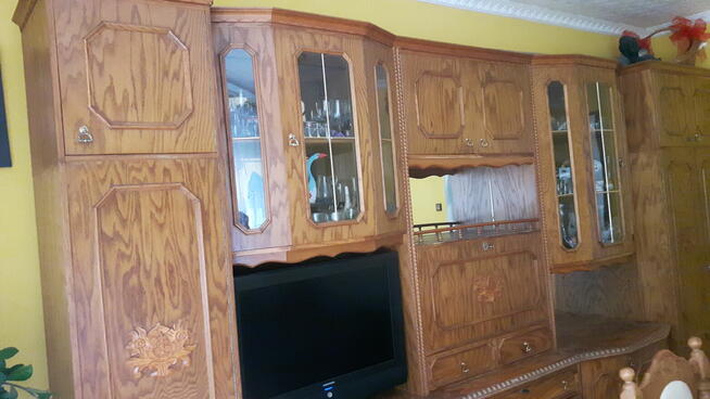 Segment 5 elementów PRL - meble