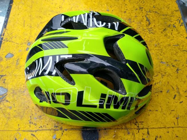 Kask dziecinny, rowerowy, 25 zł.