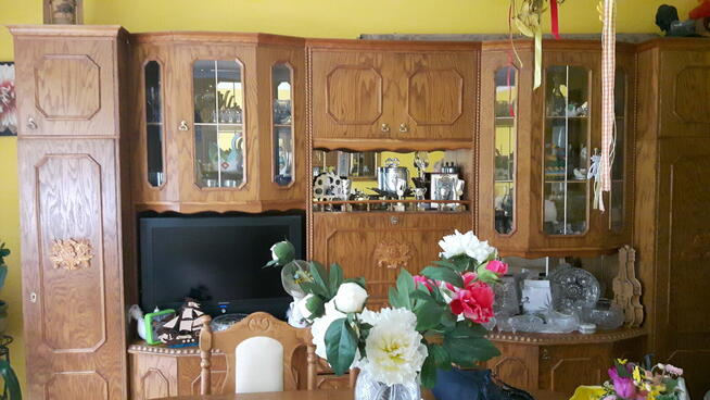 Segment 5 elementów PRL - meble