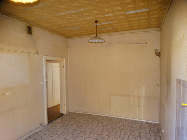 Sprzedam mieszkanie 66 m2 do remontu