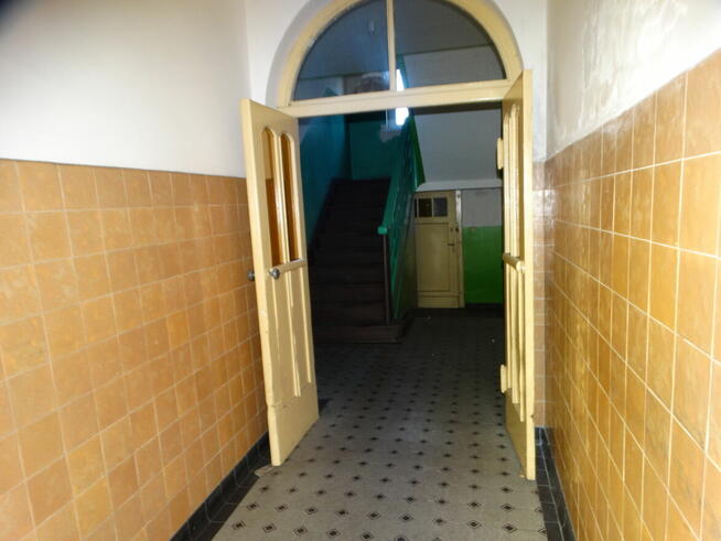 Sprzedam mieszkanie 66 m2 do remontu