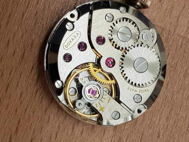 Zegarek damski *Doxa* z 14-karatowego różowego złota pr.585