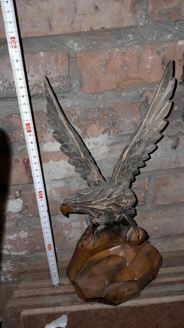Orzeł -drewniana rzeźbiona figurka z prlu -duży 36 cm