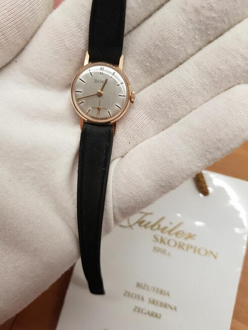 Zegarek damski *Doxa* z 14-karatowego różowego złota pr.585