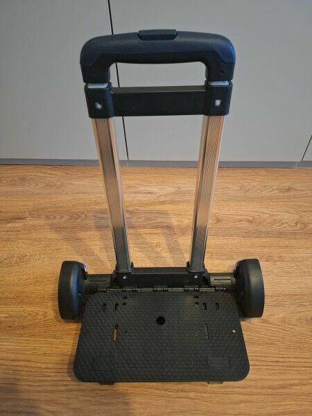 Wózek stelaż do plecaka i zakupów na kauczukowych 6 kołach