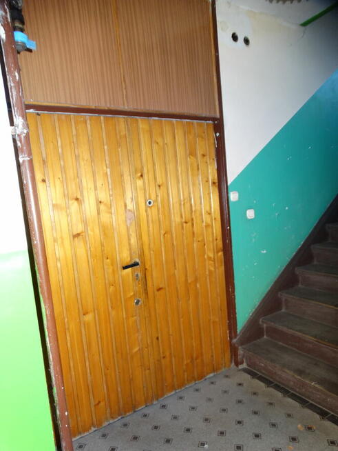 Sprzedam mieszkanie 66 m2 do remontu