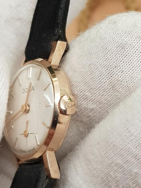 Zegarek damski *Doxa* z 14-karatowego różowego złota pr.585