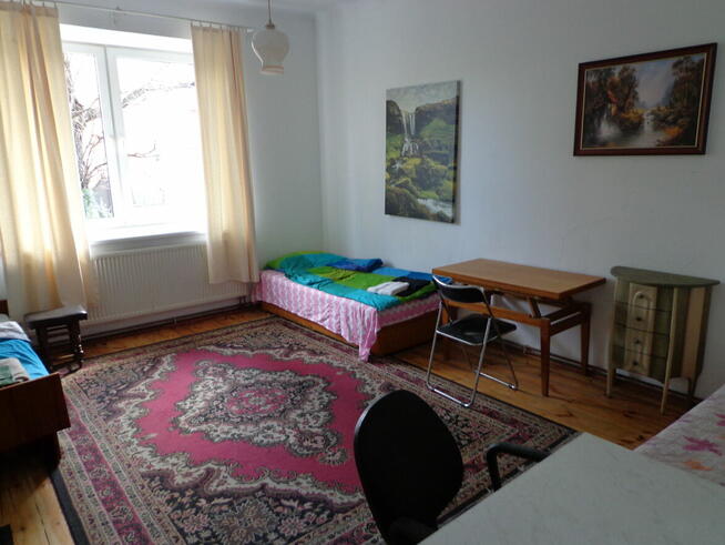 Od zaraz. Tania kwatera dla 6 osób przy PKP Włochy.