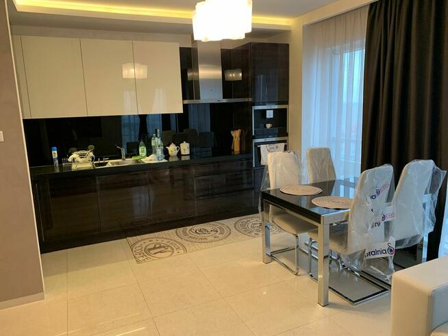 Wynajmę luksusowy apartament o powierzchni 95 m2
