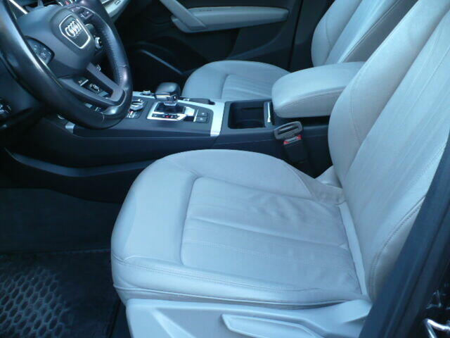 AUDI Q5 2.0 TDI quattro S tronic 190 KM